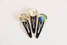 Load image into Gallery viewer, Fluttering wings - set of 3 snap hair clips