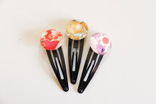 Load image into Gallery viewer, All the blossoms - set of 3 snap hair clips