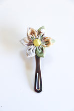Load image into Gallery viewer, Blossom of Blossoms - Handsewn Vintage Kimono Silk Fabric Kanzashi Hair Clip