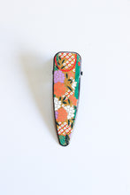 Load image into Gallery viewer, Chrysanthemums - Single Alligator Hair Clip