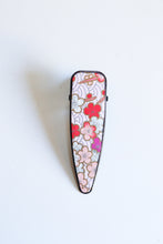 Load image into Gallery viewer, Watery Plum Blossoms - Single Alligator Hair Clip