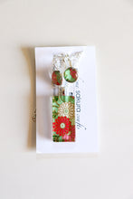 Load image into Gallery viewer, Kiku Kiku - Washi Paper Necklace and Earring Set