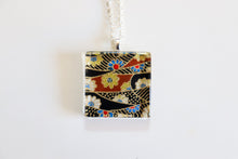 Load image into Gallery viewer, Wavy Blossoms - Square Washi Paper Pendant Necklace