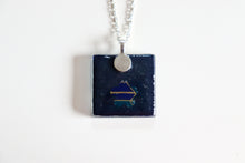 Load image into Gallery viewer, Arrow Pattern - Square Washi Paper Pendant Necklace