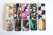Load image into Gallery viewer, Ume Blossom Squares - Washi paper Pill Box