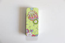 Load image into Gallery viewer, Green Temari Balls- Washi paper Pill Box