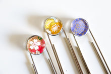 Load image into Gallery viewer, Pretty Three - Jumbo Paper Clip/Bookmark