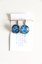 Load image into Gallery viewer, Shibori - Washi Paper Earrings