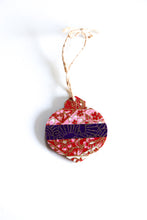 Load image into Gallery viewer, Geometric Ornament - Mini Wood Washi paperOrnament