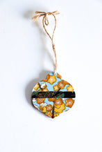 Load image into Gallery viewer, Cranes and Plum Blossoms - Mini Wood Washi paperOrnament