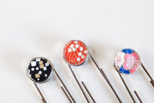 Load image into Gallery viewer, Blossom dots - Jumbo Paper Clip/Bookmark