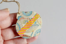 Load and play video in Gallery viewer, Cranes and Fans - Mini Wood Washi paperOrnament

