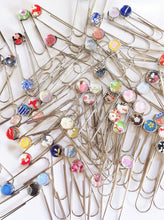 Load image into Gallery viewer, Blossom dots - Jumbo Paper Clip/Bookmark
