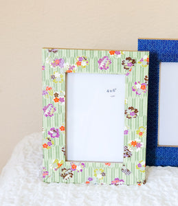 Green Sakura - 4" x 6" Picture Frame decorated with Washi Paper