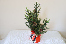 Load image into Gallery viewer, Red Blossoms - Mini Kimono Christmas Tree
