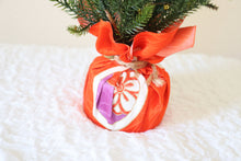 Load image into Gallery viewer, Red Blossoms - Mini Kimono Christmas Tree
