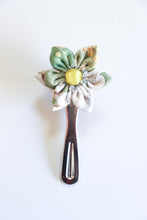 Load image into Gallery viewer, Mint and Yellow- Handsewn Vintage Kimono Fabric Kanzashi Hair Clip
