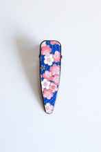 Load image into Gallery viewer, Pink Blossom Blue Waters - Single Alligator Hair Clip

