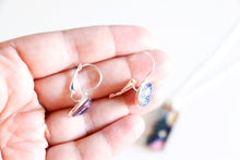 Load image into Gallery viewer, Kiku Kiku - Washi Paper Necklace and Earring Set
