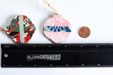 Load image into Gallery viewer, Pink &amp; Snowy Blossoms - Mini Wood Washi paperOrnament
