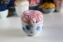 Load image into Gallery viewer, Red Shibori - Kimono fabric Pottery Pin Cushion
